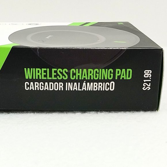 Pugs Wireless Charging Pad 2A Output Black & White New‎ With Box #1332 - Picture 4 of 10